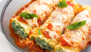 Los canelones son un plato de origen italiano pero que constituyen un plato típico en la cocina catalana