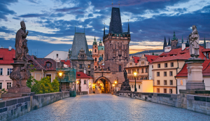 La ciudad de las Cien Torres, Praga